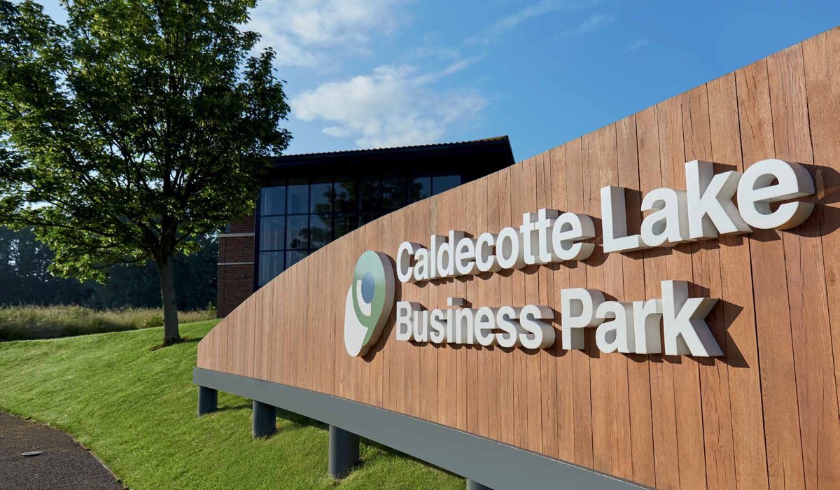 CLBP Signboard - 3.5 Caldecotte Lake Business Park, Milton Keynes